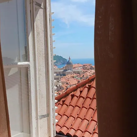Location Old Town Lucic Apartment *